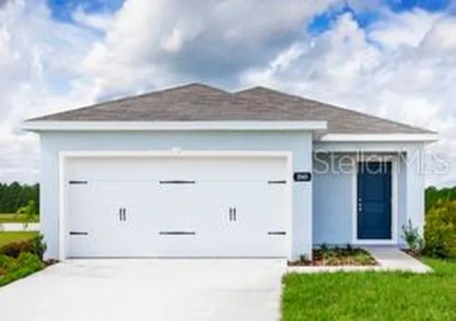 Photo 1 of Single family home for sale at 11490 Se 77th Avenue, Belleview, FL 34420 | MLS# W7886698 | Listing updated on 2026-09-15