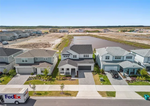 Photo 3 of Single family home for sale at 9662 Passaic Pkwy, Orlando, FL 32829 | MLS# O6416790 | Listing updated on 2026-09-15