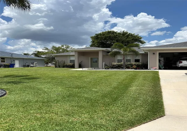Photo 2 of Single family home for sale at 121 Daisy Ln, Lake Placid, FL 33852 | MLS# O6416827 | Listing updated on 2026-09-15