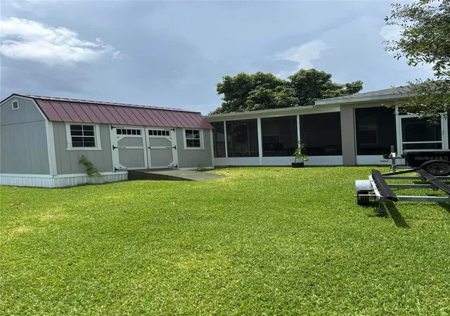 Photo 4 of Single family home for sale at 121 Daisy Ln, Lake Placid, FL 33852 | MLS# O6416827 | Listing updated on 2026-09-15