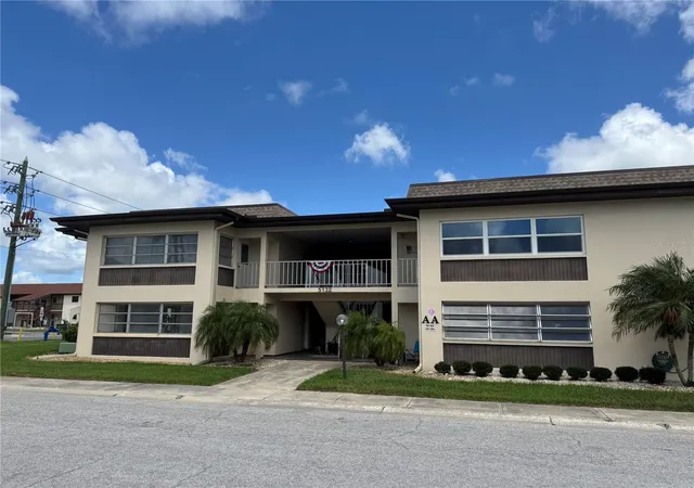 Photo 2 of Condo for sale at 5132 Amulet Dr #101, New Port Richey, FL 34652 | MLS# W7886733 | Listing updated on 2026-10-02