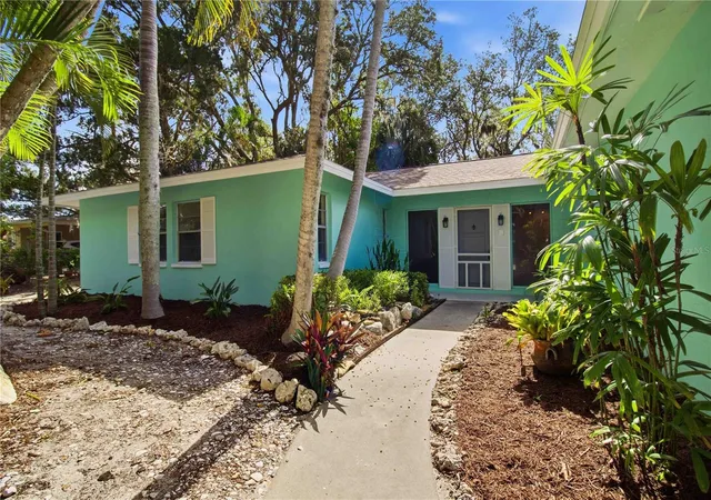 Photo 1 of Single family home for sale at 3629 Egerton Cir, Sarasota, FL 34233 | MLS# A4697085 | Listing updated on 2026-10-07