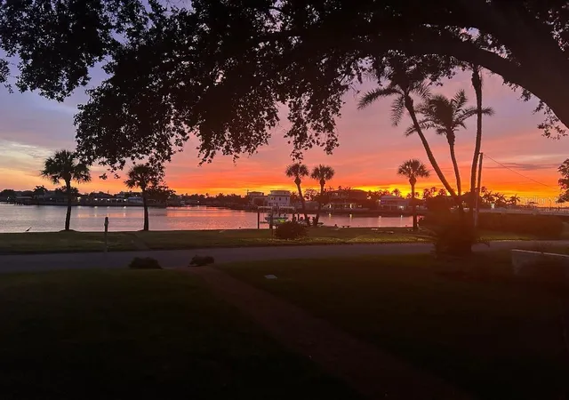 Photo 1 of Single family home for sale at 110 Sunset Dr S, St Petersburg, FL 33707 | MLS# TB8519370 | Listing updated on 2026-10-30