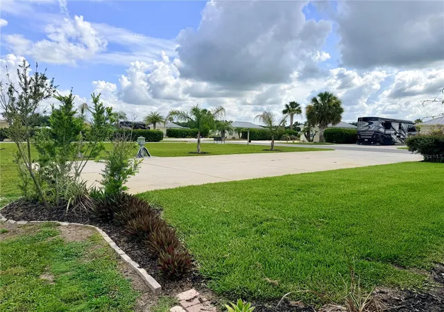 Photo 4 of Sale Pending at 4751 SE 94th Avenue, Webster, FL 33597 | MLS# G5113833 | Listing updated on 2026-09-10
