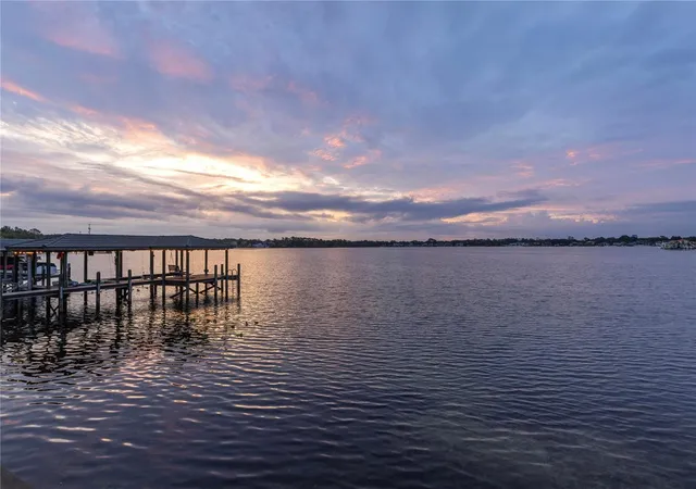 Single family home for sale at 2201 Cove Ct, LONGWOOD, FL 32779 | MLS# O6417257