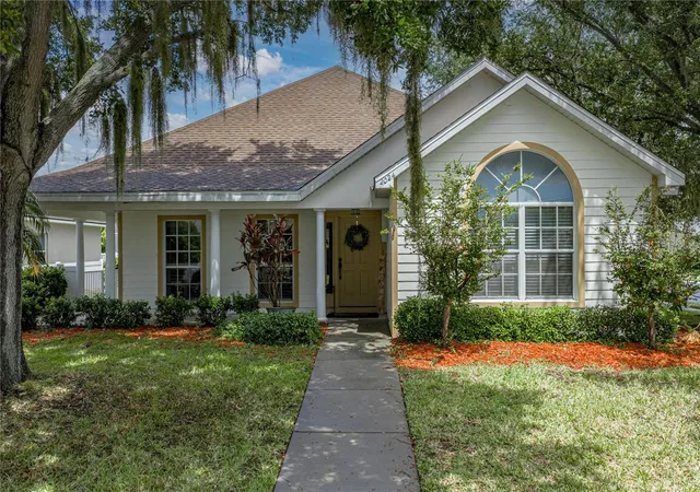 Photo 1 of Single family home for sale at 2024 Larkspur Ct, Trinity, FL 34655 | MLS# TB8519755 | Listing updated on 2026-09-22