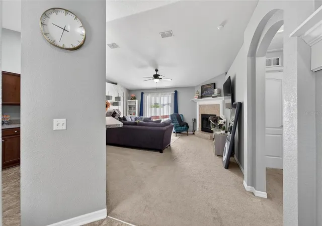 Photo 4 of Single family home for sale at 603 Pointer Ln, Lakeland, FL 33809 | MLS# TB8519775 | Listing updated on 2026-10-03