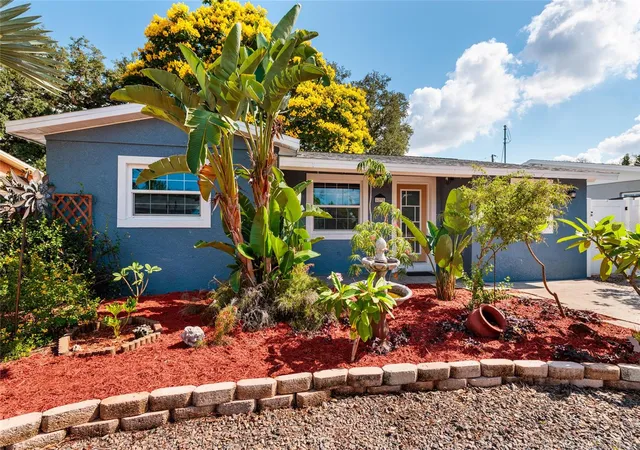 Photo 2 of Single family home for sale at 6275 51st Avenue N, St Petersburg, FL 33709 | MLS# TB8520001 | Listing updated on 2026-09-10