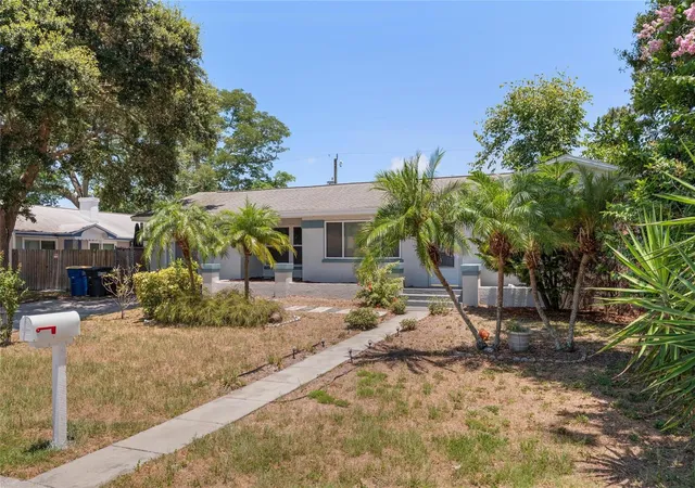 Photo 2 of Sale Pending at 1428 Pinebrook Dr, Clearwater, FL 33755 | MLS# TB8520036 | Listing updated on 2026-09-14