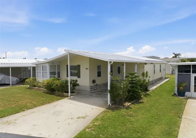 Photo 1 of Manufactured home for sale at 6826 Mount Orange Dr Ne #383, Saint Petersburg, FL 33702 | MLS# TB8520165 | Listing updated on 2026-09-15