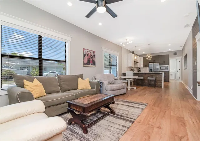 Photo 3 of Sale Pending at 2507 W Gray St, Tampa, FL 33609 | MLS# TB8520491 | Listing updated on 2026-10-20
