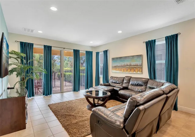 Photo 4 of Single family home for sale at 7517 Marker Ave, Kissimmee, FL 34747 | MLS# O6418018 | Listing updated on 2026-10-15