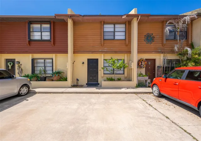 Photo 1 of Townhouse for sale at 117 Harbor Dr, Cape Canaveral, FL 32920 | MLS# O6418216 | Listing updated on 2026-09-14
