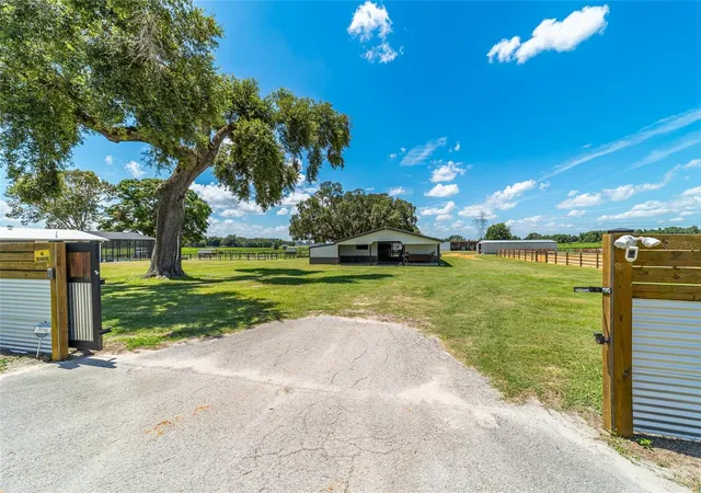 Photo 1 of House for sale at 1231 NW 102nd Boulevard, Wildwood, FL 34785 | MLS# OM726983 | Listing updated on 2026-09-15