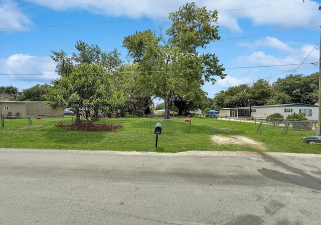 Photo 1 of Land for sale at 2824 Bay Ave, Kissimmee, FL 34744 | MLS# S5152180 | Listing updated on 2026-09-12