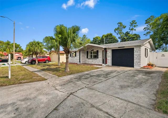 Photo 3 of Single family home for sale at 5753 1st Avenue, New Port Richey, FL 34652 | MLS# TB8521131 | Listing updated on 2026-10-02