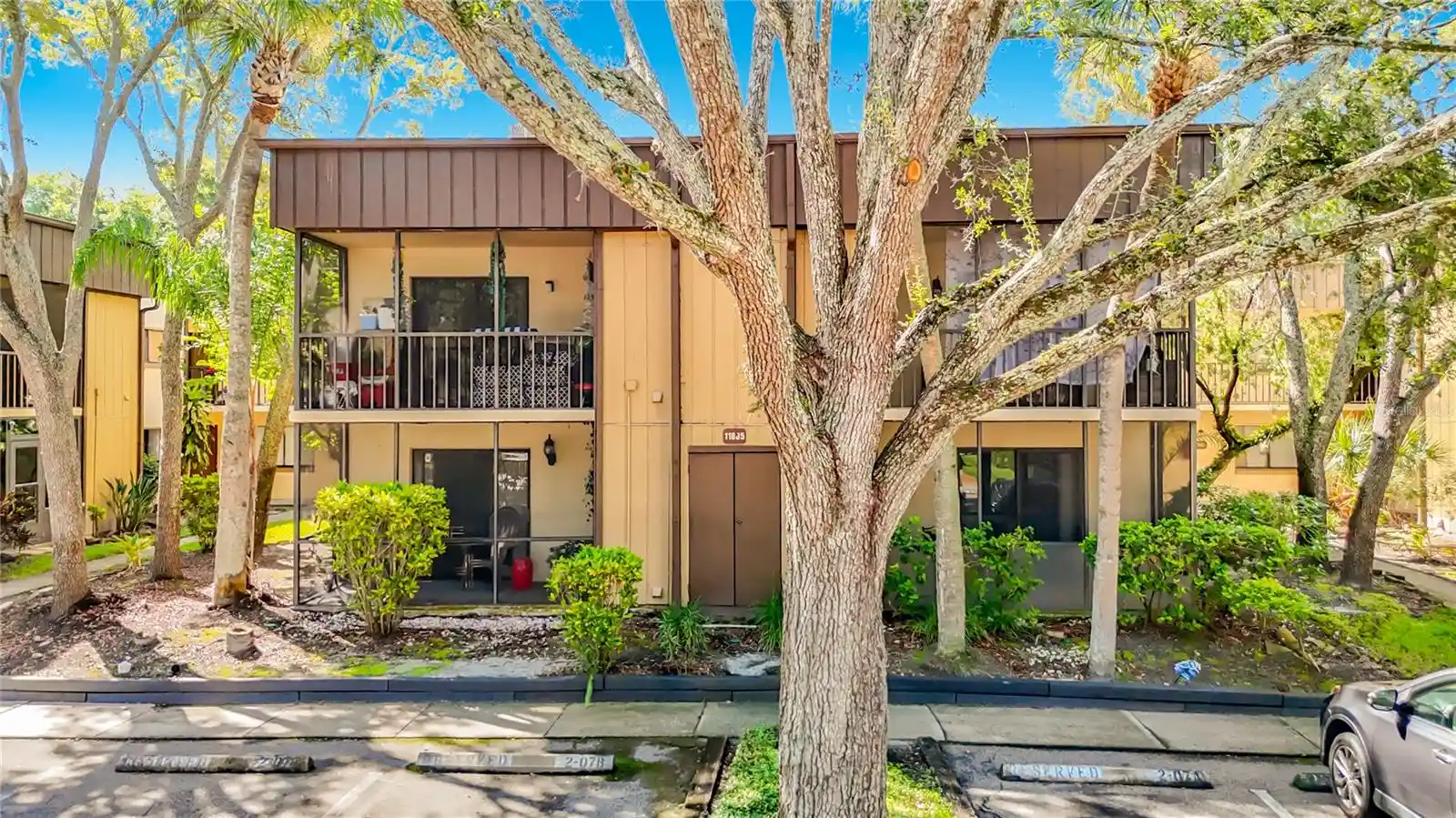 Listing Photo 1 - Condo for sale in 11805 Raintree Lake Ln located at 11805 Raintree Lake Ln, Tampa, FL 33617 - Unit 11805 Raintree Lake Ln