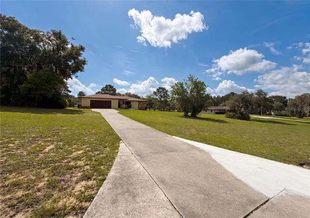 Photo 2 of Single family home for sale at 1641 S Valerie Point, Inverness, FL 34452 | MLS# O6418421 | Listing updated on 2026-09-10