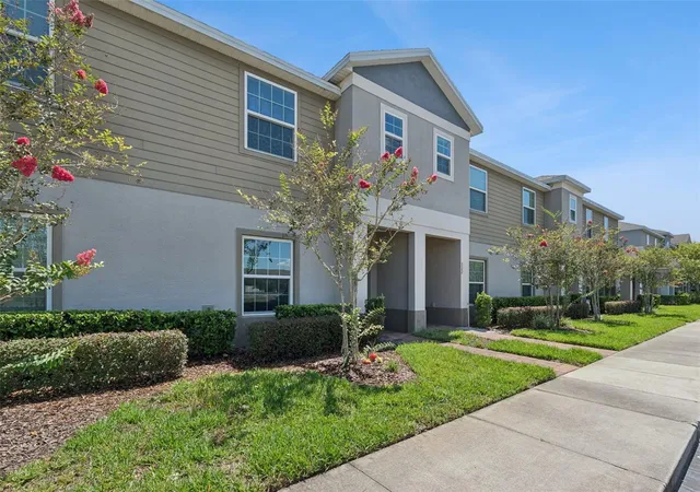Photo 2 of Townhouse for sale at 318 Annabelle Way, Davenport, FL 33837 | MLS# P4939094 | Listing updated on 2026-10-07