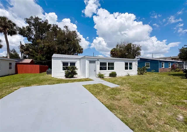 Photo 1 of Single family home for sale at 1604 Park Ave, Melbourne, FL 32901 | MLS# O6418625 | Listing updated on 2026-09-14