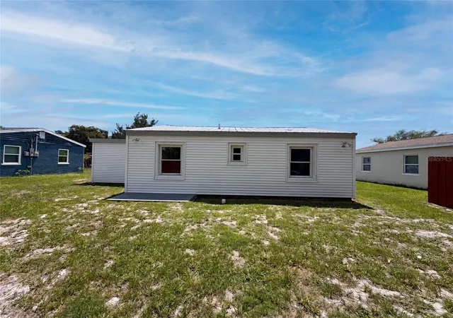 Photo 4 of Single family home for sale at 1604 Park Ave, Melbourne, FL 32901 | MLS# O6418625 | Listing updated on 2026-09-14