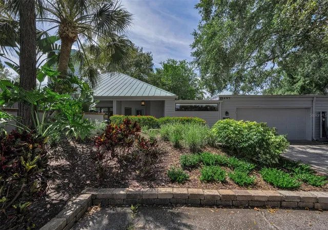 Photo 3 of Single family home for sale at 10497 Longwood Dr, Seminole, FL 33777 | MLS# TB8521525 | Listing updated on 2026-09-25