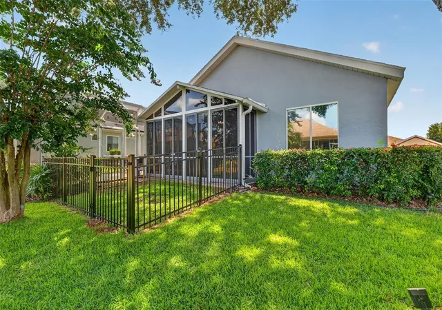 Photo 3 of Single family home for sale at 9524 Se 124th Loop, Summerfield, FL 34491 | MLS# OM727114 | Listing updated on 2026-09-15