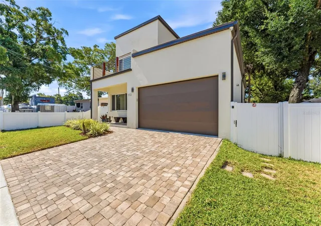Photo 3 of Single family home for sale at 112 W Sligh Ave, Tampa, FL 33604 | MLS# TB8521612 | Listing updated on 2026-09-08
