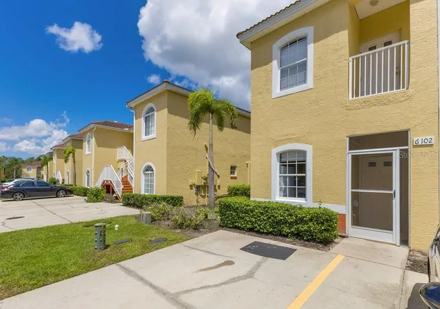 Photo 2 of Single family home for sale at 6102 Lake Marion Golf Resort, Kissimmee, FL 34759 | MLS# O6418833 | Listing updated on 2026-10-06