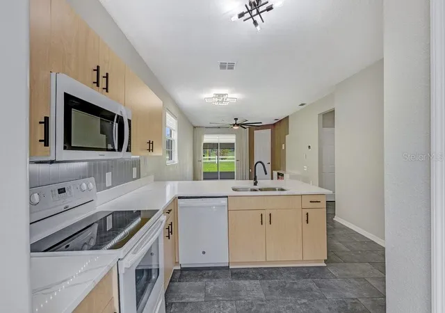 Photo 4 of House for sale at 6102 Lake Marion Golf Resort, Kissimmee, FL 34759 | MLS# O6418833 | Listing updated on 2026-10-06