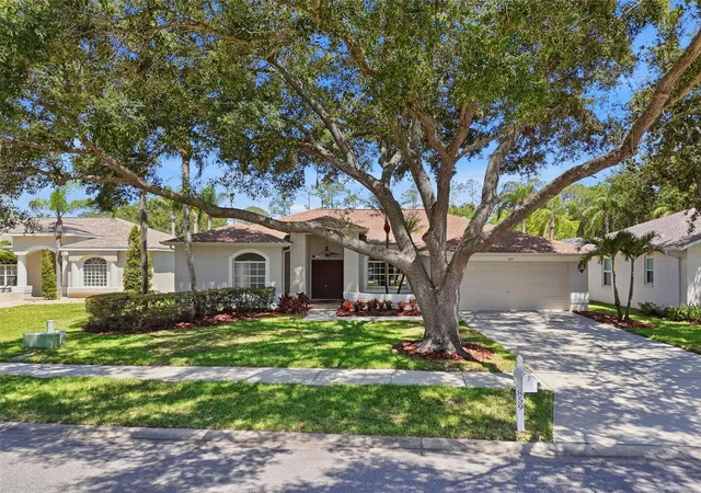 Photo 1 of Single family home for sale at 859 Inverry Dr, Oldsmar, FL 34677 | MLS# W7886948 | Listing updated on 2026-09-09