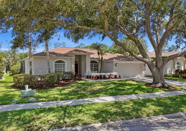 Photo 2 of Single family home for sale at 859 Inverry Dr, Oldsmar, FL 34677 | MLS# W7886948 | Listing updated on 2026-09-09