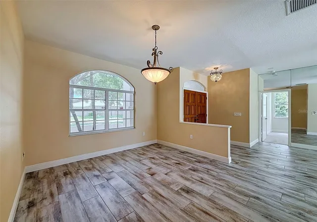 Photo 4 of Single family home for sale at 859 Inverry Dr, Oldsmar, FL 34677 | MLS# W7886948 | Listing updated on 2026-09-09