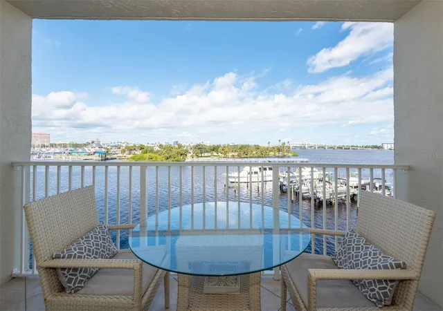 Photo 2 of Condo for sale at 533 Marina Point Dr #533, Daytona Beach, FL 32114 | MLS# V4949790 | Listing updated on 2026-09-15