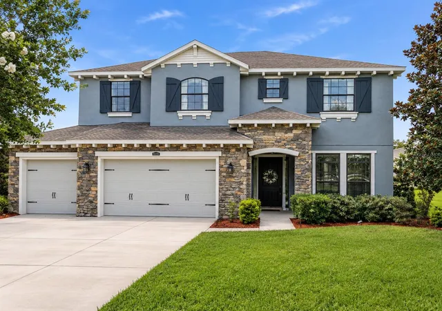 Photo 1 of Single family home for sale at 17909 Howsmoor Pl, Lutz, FL 33559 | MLS# TB8521809 | Listing updated on 2026-10-08