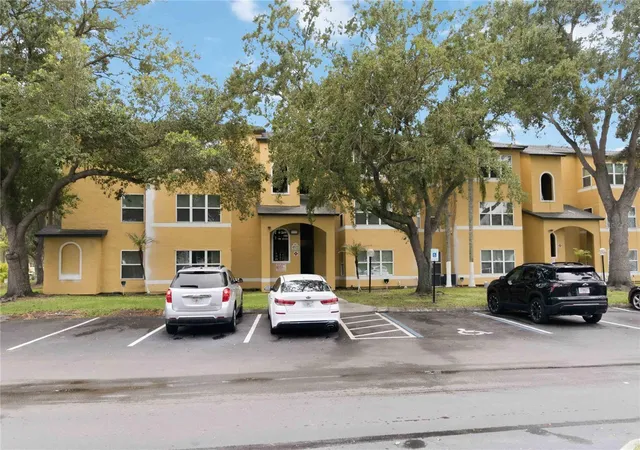 Photo 2 of Sale Pending at 4572 Commander Dr #1227, Orlando, FL 32822 | MLS# O6418896 | Listing updated on 2026-09-09