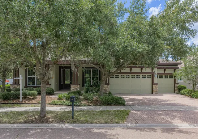 Photo 3 of Single family home for sale at 5904 Shell Ridge Dr, Lithia, FL 33547 | MLS# TB8521866 | Listing updated on 2026-09-09