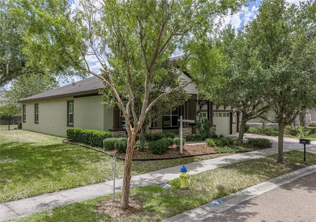 Photo 3 of Single family home for sale at 5904 Shell Ridge Dr, Lithia, FL 33547 | MLS# TB8521866 | Listing updated on 2026-09-09
