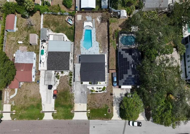 Photo 2 of Single family home for sale at 4711 W Lawn Ave, Tampa, FL 33611 | MLS# TB8522165 | Listing updated on 2026-09-12