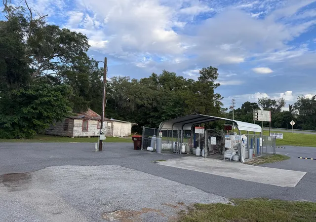 Photo 2 of Sale Pending at 6242 Se 113th Street, Belleview, FL 34420 | MLS# OM727207 | Listing updated on 2026-09-14