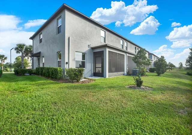 Photo 3 of Townhouse for sale at 8852 Gallantree Pl, Land O Lakes, FL 34637 | MLS# TB8522254 | Listing updated on 2026-09-29