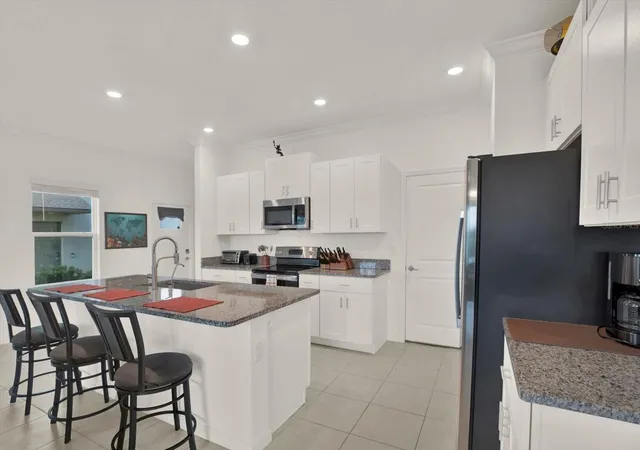 Photo 4 of Townhouse for sale at 8852 Gallantree Pl, Land O Lakes, FL 34637 | MLS# TB8522254 | Listing updated on 2026-09-29