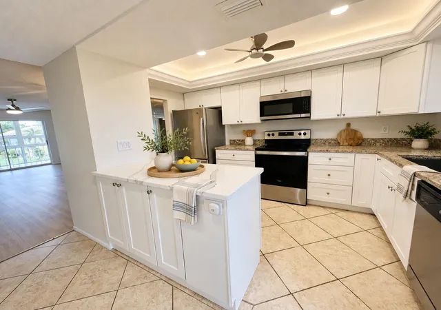 Photo 2 of Condo for sale at 3981 Maceachen Blvd #330, Sarasota, FL 34233 | MLS# TB8522264 | Listing updated on 2026-09-15