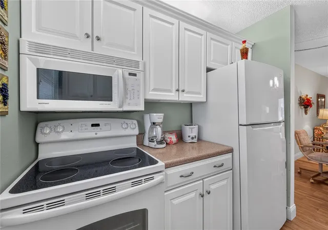 Photo 4 of Condo for sale at 4801 Airport Rd #119, Zephyrhills, FL 33542 | MLS# TB8522428 | Listing updated on 2026-10-01