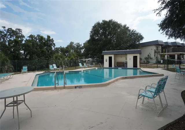 Photo 4 of Townhouse for sale at 3312 Ramblewood Pl, Sarasota, FL 34237 | MLS# O6419357 | Listing updated on 2026-09-14