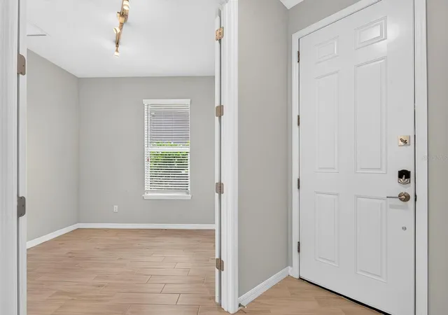 Photo 4 of Single family home for sale at 16443 Paynes Ml Dr, Bradenton, FL 34211 | MLS# A4697962 | Listing updated on 2026-09-15