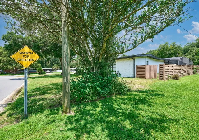 Photo 3 of Single family home for sale at 1100 Cornell Dr, Sanford, FL 32771 | MLS# C7527696 | Listing updated on 2026-09-14