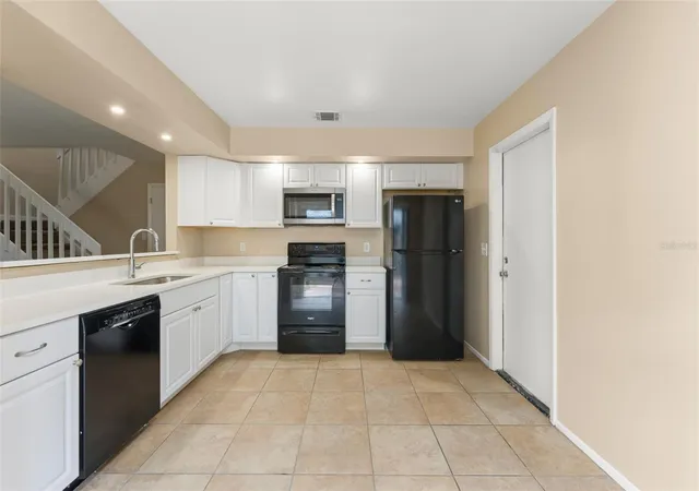 Photo 3 of Condo for sale at 4623 Ring Neck Rd #B-1, Orlando, FL 32808 | MLS# O6419649 | Listing updated on 2026-10-21