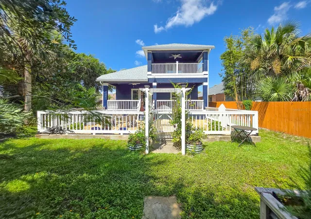 Photo 4 of Single family home for sale at 2733 S Daytona Ave, Flagler Beach, FL 32136 | MLS# FC319507 | Listing updated on 2026-10-01