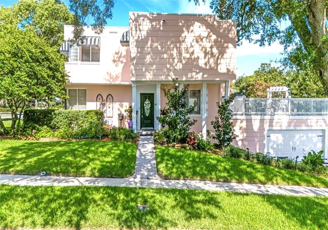 Photo 1 of Single family home for sale at 2015 E Beacon By Way, Lakeland, FL 33803 | MLS# L4963048 | Listing updated on 2026-09-11
